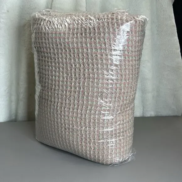 Pottery Barn Waffle Weave Blanket Rosewood Pink Cream King / California King NEW - Picture 3 of 5